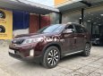 Kia Sorento 2016 - Cần bán xe Kia Sorento sản xuất năm 2016, màu đỏ còn mới, giá tốt