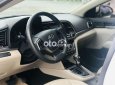 Hyundai Elantra 2018 - Bán ô tô Hyundai Elantra đời 2018, màu bạc còn mới