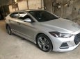 Hyundai Elantra 2018 - Cần bán lại xe Hyundai Elantra đời 2018, màu bạc