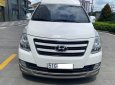 Hyundai Grand Starex   Limousine 2.4L AT  2017 - Bán Hyundai Grand Starex Limousine 2.4L AT sản xuất 2017, màu trắng, xe nhập như mới giá cạnh tranh