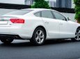 Audi A5    2016 - Bán xe Audi A5 sản xuất năm 2016, màu trắng 