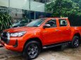 Toyota Hilux 2.4 4x2 AT 2021 - Toyota Hilux 2.4 AT 4X2 màu đỏ cam giao ngay tháng 11