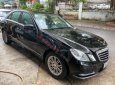 Mercedes-Benz E200 2012 - Bán Mercedes E200 đời 2012, màu đen, giá chỉ 598 triệu