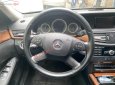 Mercedes-Benz E200 2012 - Bán Mercedes E200 đời 2012, màu đen, giá chỉ 598 triệu