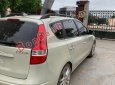 Hyundai i30 2009 - Bán ô tô Hyundai i30 đời 2009, màu kem (be), nhập khẩu nguyên chiếc giá cạnh tranh