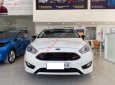 Ford Focus   Sport 2016 - Cần bán Ford Focus Sport sản xuất năm 2016, màu trắng xe gia đình