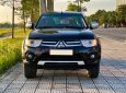 Mitsubishi Pajero Sport 2016 - Cần bán gấp Mitsubishi Pajero Sport đời 2016, màu đen