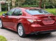 Toyota Camry   2.5Q  2020 - Cần bán gấp Toyota Camry 2.5Q sản xuất 2020, màu đỏ, nhập khẩu xe gia đình