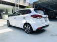 Kia Rondo   GAT  2018 - Cần bán gấp Kia Rondo GAT đời 2018, màu trắng