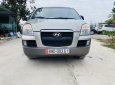 Hyundai Starex 2005 - Bán Hyundai Starex năm 2005 xe đk 6 chỗ, 800kg, hàng máy dầu 2.4L, nhập khẩu nguyên chiếc