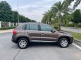 Volkswagen Tiguan 2008 - Gia đình cần bán volkswagen Tiguan 2.0AT 4x4, 2015, chính chủ