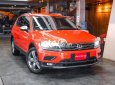 Volkswagen Tiguan 2018 - Cần bán Volkswagen Tiguan đời 2018, màu đỏ còn mới