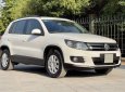 Volkswagen Tiguan 2012 - Cần bán lại xe Volkswagen Tiguan sản xuất 2012, màu trắng, nhập khẩu nguyên chiếc