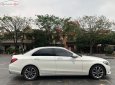 Mercedes-Benz 2018 - Cần bán gấp Mercedes C200 sản xuất 2018, màu trắng chính chủ