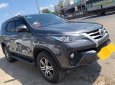 Toyota Fortuner 2018 - Bán ô tô Toyota Fortuner đời 2018, màu xám, xe nhập chính chủ, 870tr