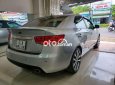 Kia Forte MT 2013 - Cần bán Kia Forte MT năm sản xuất 2013, màu bạc còn mới