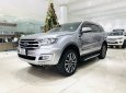 Ford Everest AT 2019 - Bán xe Ford Everest AT sản xuất 2019, xe cực mới, máy dầu, biển thành phố, có trả góp