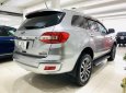 Ford Everest AT 2019 - Bán xe Ford Everest AT sản xuất 2019, xe cực mới, máy dầu, biển thành phố, có trả góp