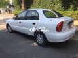 Daewoo Lanos 2004 - Cần bán xe Daewoo Lanos đời 2004, màu trắng