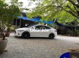 Hyundai Elantra 2018 - Bán Hyundai Elantra 2.0AT đời 2018, màu trắng còn mới