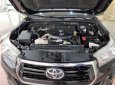 Toyota Hilux E 2019 - Cần bán gấp Toyota Hilux E đăng ký 2019 chính chủ giá 618tr