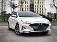 Hyundai Elantra  AT 2021 - Bán Hyundai Elantra AT đời 2021, màu trắng