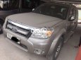 Ford Everest AT 2010 - Cần bán lại xe Ford Everest AT năm sản xuất 2010, màu bạc xe gia đình