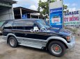Mitsubishi Pajero 2.4 2000 - Cần bán lại xe Mitsubishi Pajero 2.4 đời 2000, màu xanh lam còn mới, giá 90tr