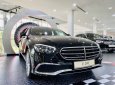 Mercedes-Benz E200 Exclusive 2021 - Mercedes - Benz E200 Exclusive giảm 50% thuế trước bạ, ưu đãi giảm tiền mặt + phụ kiện chính hãng cao cấp