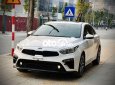 Kia Cerato  1.6AT Luxury  2020 - Cần bán xe Kia Cerato 1.6AT Luxury sản xuất 2020, màu trắng