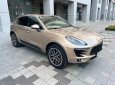 Porsche 2016 - Cần bán lại xe Porsche Macan 2.0 năm sản xuất 2016, màu vàng, nhập khẩu