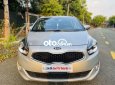 Kia Rondo   2.0 GAT 2015 - Cần bán gấp Kia Rondo 2.0 GAT năm 2015, màu bạc còn mới