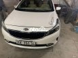 Kia Cerato MT 2017 - Bán xe Kia Cerato MT sản xuất năm 2017, màu trắng