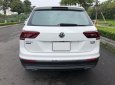 Volkswagen Tiguan   Allspace  2017 - Cần bán lại xe Volkswagen Tiguan Allspace sản xuất 2017, màu trắng, xe nhập