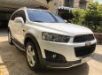 Chevrolet Captiva AT 2014 - Cần bán Chevrolet Captiva Revv số tự động, màu trắng, xe sản xuất và đăng ký lần đầu 2014