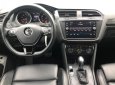 Volkswagen Tiguan   Allspace  2017 - Cần bán lại xe Volkswagen Tiguan Allspace sản xuất 2017, màu trắng, xe nhập