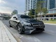 Mercedes-Benz E300 AMG  2020 - Bán Mercedes E300 AMG năm sản xuất 2020, màu đen ít sử dụng