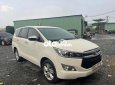 Toyota Innova  V  2017 - Cần bán lại xe Toyota Innova V sản xuất 2017, màu trắng