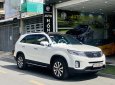 Kia Sorento 2.4 2014 - Bán xe Kia Sorento 2.4 sản xuất năm 2014, màu trắng