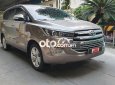 Toyota Innova   V AT 2017 - Cần bán lại xe Toyota Innova V AT năm 2017, màu xám, 690tr