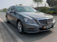 Mercedes-Benz 2010 - Cần bán gấp Mercedes E250 năm 2010, màu bạc