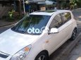 Hyundai i20 2011 - Bán Hyundai i20 AT đời 2011, màu trắng, nhập khẩu nguyên chiếc, giá chỉ 262 triệu