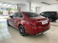 Mercedes-Benz 2019 - Cần bán lại xe Mercedes C200 Exculsive năm 2019, màu đỏ