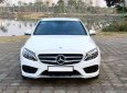 Mercedes-Benz C300 AMG 2017 - Cần bán gấp Mercedes C300 AMG sản xuất 2017, màu trắng