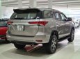 Toyota Fortuner MT 2020 - Bán Toyota Fortuner MT sản xuất 2020, màu bạc còn mới