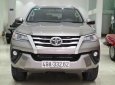 Toyota Fortuner MT 2020 - Bán Toyota Fortuner MT sản xuất 2020, màu bạc còn mới