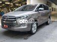 Toyota Innova  V  2017 - Cần bán gấp Toyota Innova V năm 2017, màu đồng 