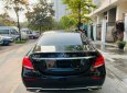 Mercedes-Benz E200 2016 - Bán xe Mercedes E200 năm sản xuất 2016, màu đen