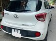 Hyundai Grand i10 2017 - Cần bán lại xe Hyundai Grand i10 Hatchback 1.2MT năm sản xuất 2017, màu trắng