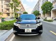 Toyota Highlander 2.7SE 2011 - Cần bán xe Toyota Highlander 2.7SE năm sản xuất 2011, màu đen, giá 810tr